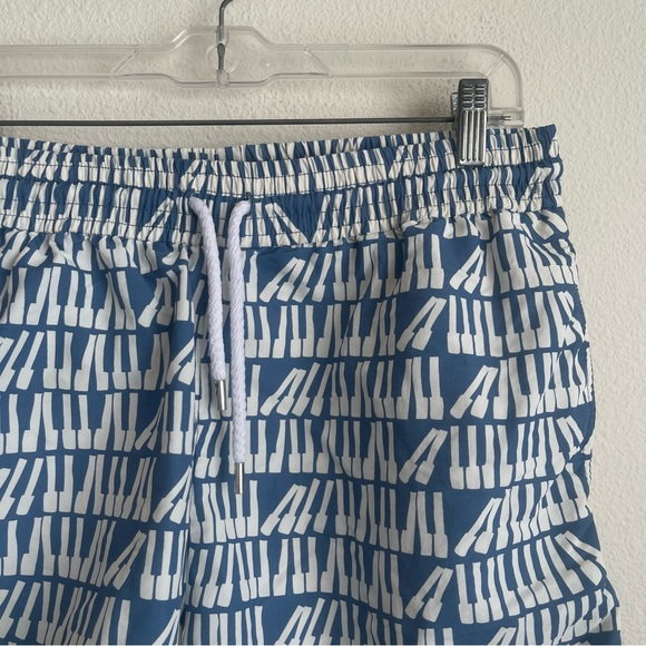 Frescobol Carioca Short Pattern Swim Trunk Board Shorts - Picture 2 of 8